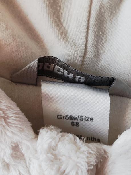 Huňatá mikinka, 68