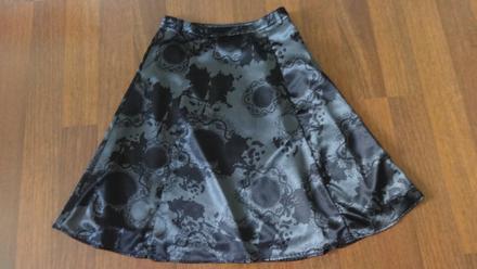 Midi sukňa s, s