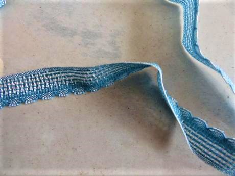 Jemná madeira + lemovka,