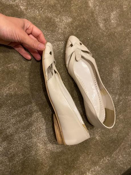 Kozene kremove balerinky, 36