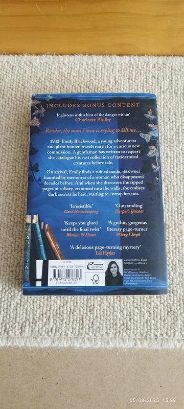 Freya berry - the birdcage library, 