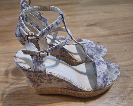 Sandálky na platforme - ellie goulding, deichmann,40