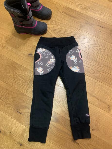 Softshelove nohavice, 122