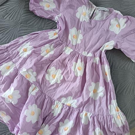 Krásne šaty s kvetmi, reserved,146