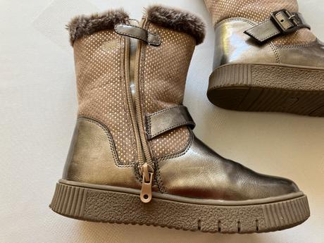 Čizmičky, baťa,32