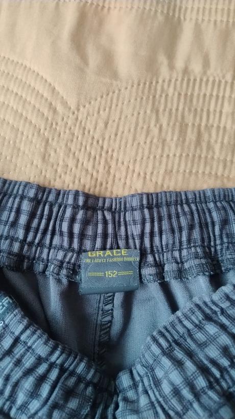 Turistické nohavice, 152