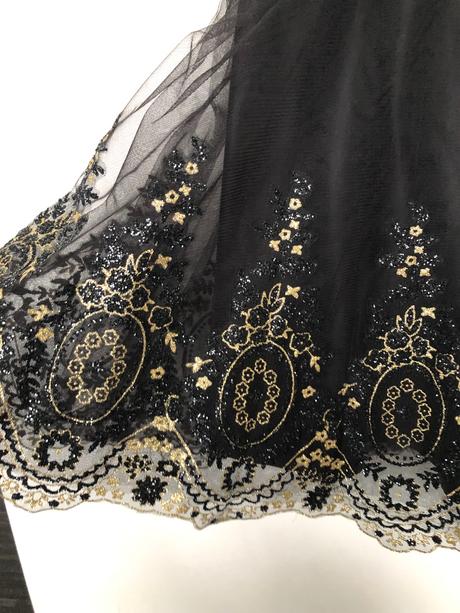 Krásne vystužene spol.šaty 36/38, 36