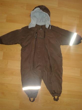 Hneda tepla kombineza, 62