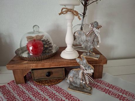 2ks drevene dekoracie sliepka a zajacik, 