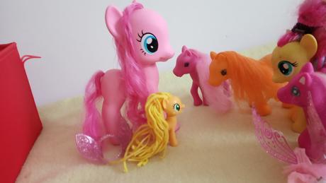 Sest ponikov s doplnkami, 