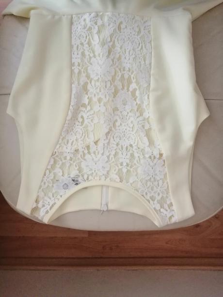 Spoločenské šaty, 34