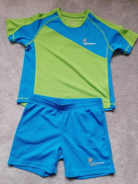 Tričko +šortky, 122