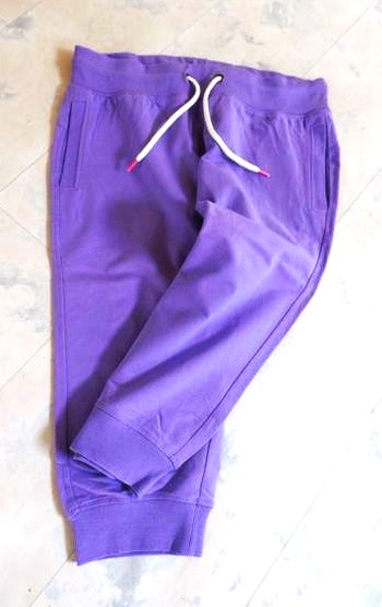 Voľnočasové 3/4 tepláky, 42