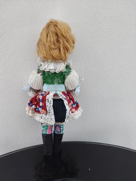 Bábika v kroji 35 cm, 