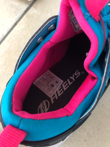 Tenisky heelys na kolieskach, veľkosť 32, heelys,32