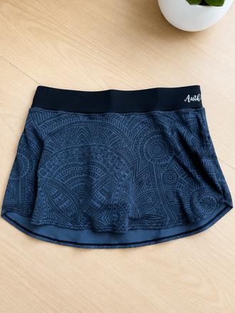 Authority skort sportova sukna s integrovanymi sor, s