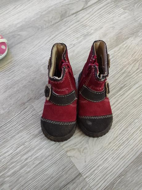 Prechodne cizmicky, 19