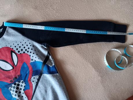 Spiderman mikina veľ. 128/134, c&a,134