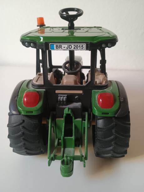 Traktor john deere,