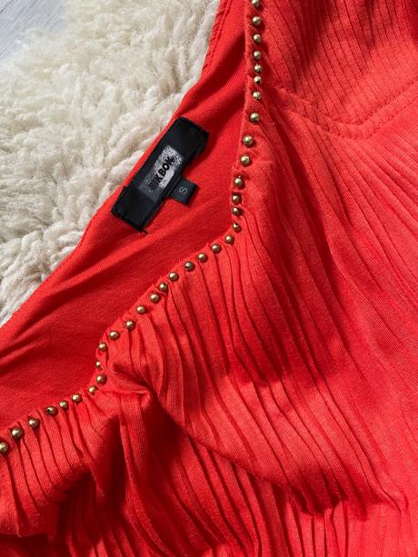 Šaty na jedno rameno, xs