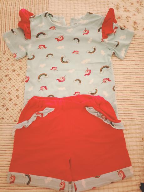 Dievčenská letná suprava, 128