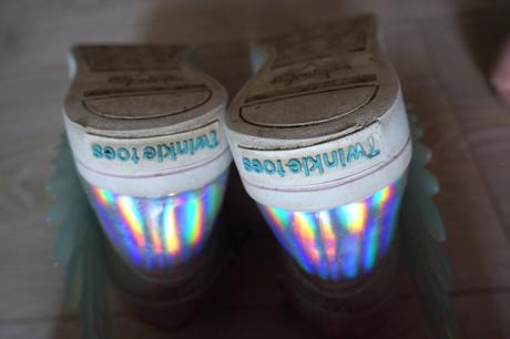 Tenisky s krídlami svietiace, skechers,34