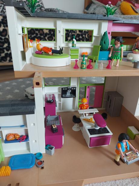 Playmobil obrovská vila+bazén+hosťovský dom+auto, 
