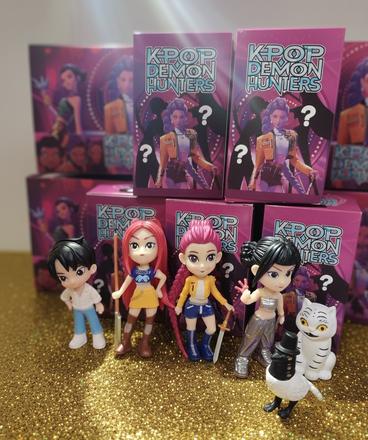Nive k-pop démon hunters prekvapenie postavička, 