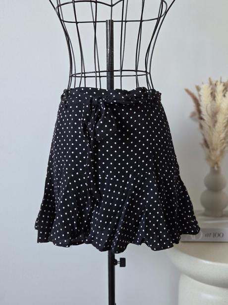 Zara skort xs, zara,xs
