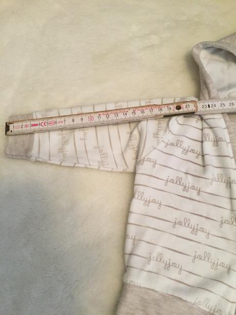 Trojsuprava teplakova, 62