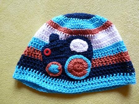 Prechodná čiapka s traktorom v super stave, 104