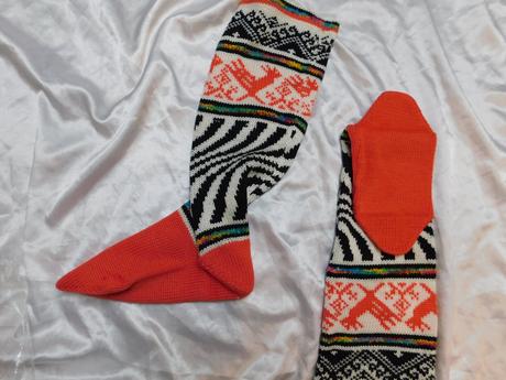 Suvenirne ponožky s ľudovým motívom, 37 / 38 / 39 / 40