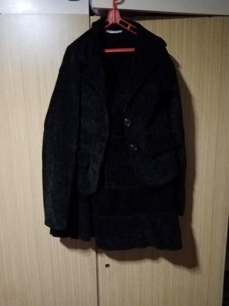 Dámska sukňa, 36