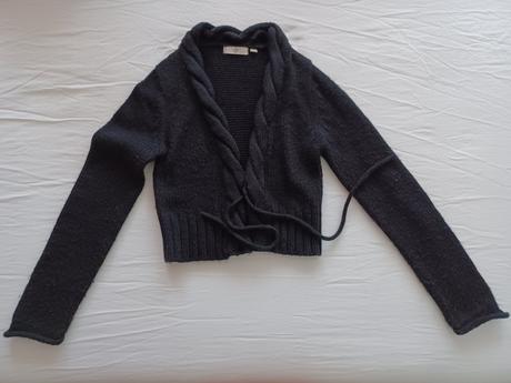 Krátky pletený svetrík, 34