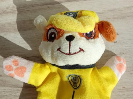 Maňuška labková patrola pes rubble,