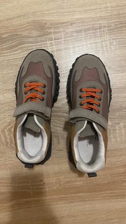 Tenisky, reserved,39