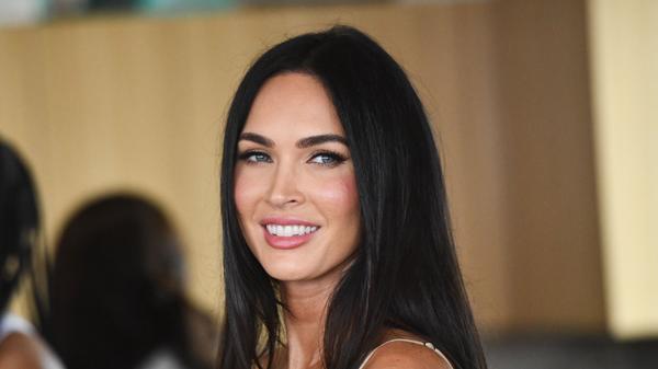 Adriana Lima alebo Megan Fox - ktorá je krajšia?