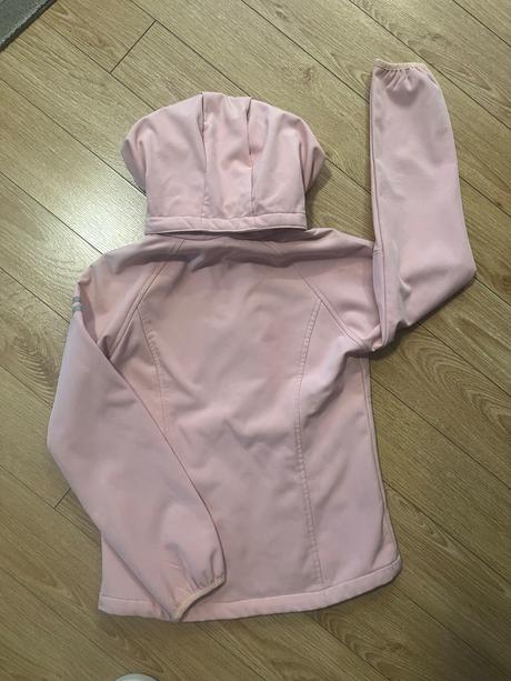 Prechodná ružová bunda, 164