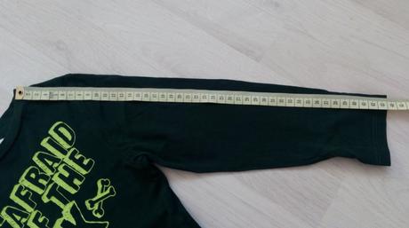 Triko so svietiacim napisom, h&m,98