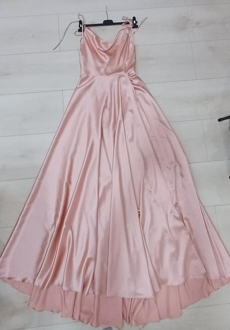 Spoločenské šaty, m