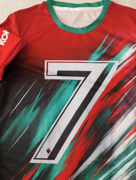 Nenoseny dres, kraťasy a tricko, adidas,164