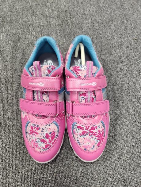 Nové dievčenské tenisky geox, v. 32, geox,32