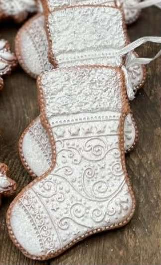 Medovník čižmička - perník s bielou polevou 1 ks, 