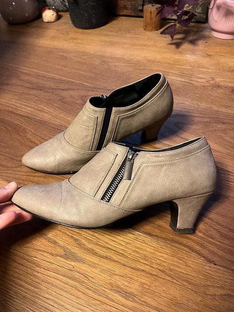 Dámske topánky, 40