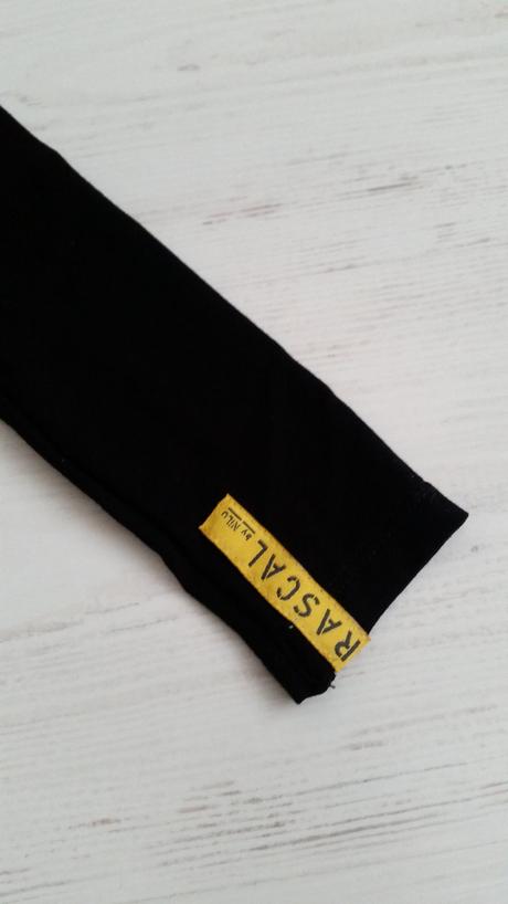 Body s vykrojenym chrbtom, 86