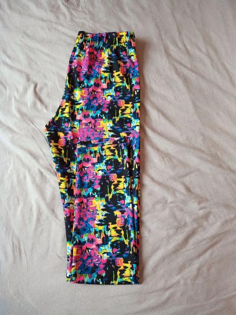 Športové legíny, l