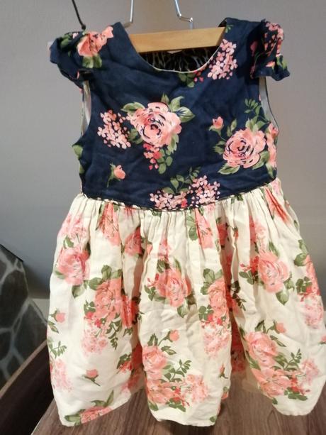 Spoločenské šaty, 104