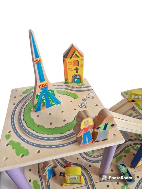 Drevena skladacka "mesto", 