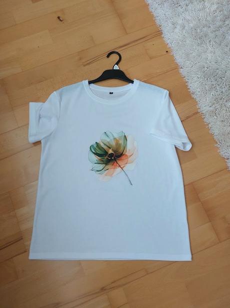 Tricko s kvetom m/l, m