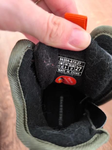 Topánky reserved, 27